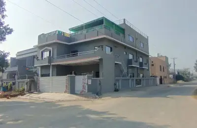 The Lahore Boys Hostel